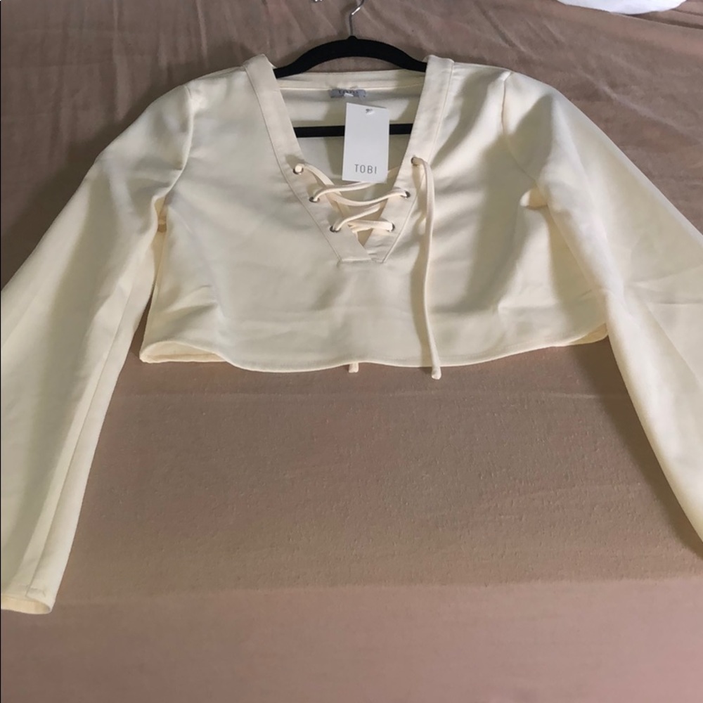 Long sleeve crop top